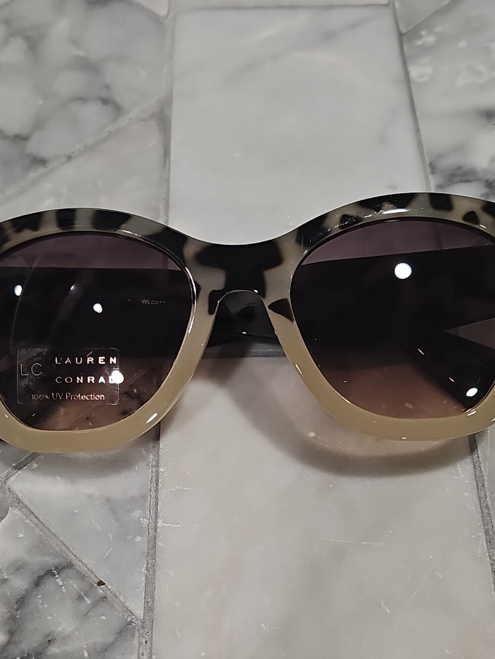 LC Lauren Conrad Beige and Black Tortoiseshell Round Sunglasses NWT